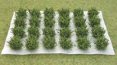 £6.25 • Buy Howard Scenic Supplies - Tall Green Bushes (24) For Model Railway Scenery 00/HO