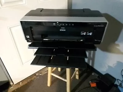 Epson Stylus R2000 Inkjet Photo Printer • $350