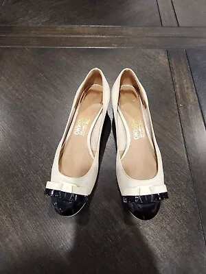 Black & Cream Womens Salvatore Ferragamo Heeled Shoes Size 8.5 • $55