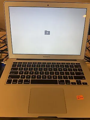 Apple MacBook Air 13 (i7 2GHz A14662012)Laptop (No HDD) • $132