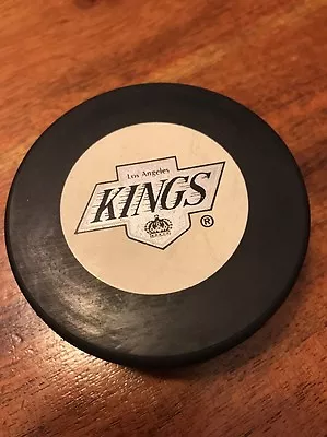 Vintage Los Angeles Kings Orange Trench NHL Logo Hockey Puck (KC) • $9.99