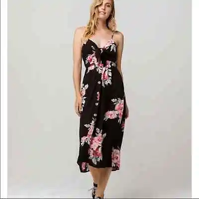 Mimi Chica - NWOT Front Tie Floral Dress • $25
