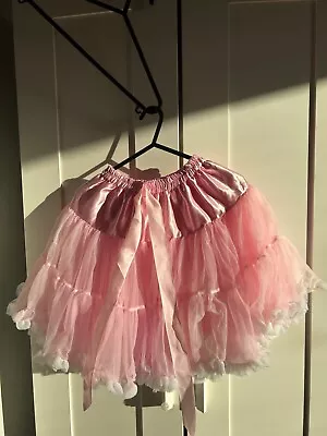 £5 • Buy Pink Tutu With Stretchy Waistband And Tie It Yourself Bow
