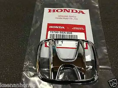 Genuine OEM Honda Civic 4Dr Sedan Front Grille H Emblem 2001 - 2003 • $16.95