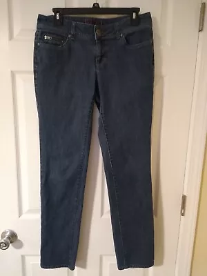 ELLE Misses Straight Leg Jeans    Size 8 Regular       (T003K) • $11.99