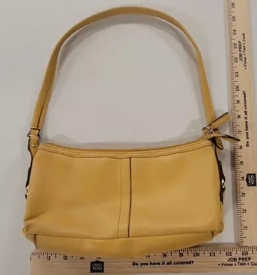 Relic Mustard Gold Yellow Purse 169 • $30