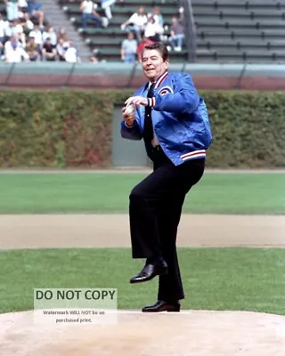 Ronald Reagan First Pitch @ Wrigley Field 1988 Chicago Cubs - 8x10 Photo (bt737) • $8.87
