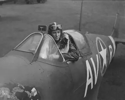 WW2 WWII Photo World War Two / RAF Eagle Squadron Pilot In Spitfire US Pilot • $6.99