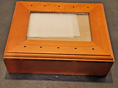 Vintage Melannco Wood Hinged Keepsake Box With Picture Frame On Lid • $19.97