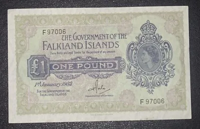 1982 GEF January £1 Falkland Islands -{ F97006 }- P-8d Blue • £69.99