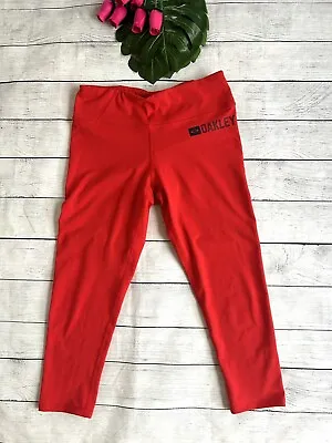 Oakley Women’s Red Logo Athletic Capri Leggings Small • $16.99