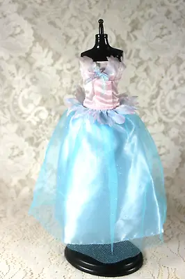 £9.81 • Buy 2003 BARBIE SWAN LAKE ODETTE DRESS Fantasy Tales Doll Clothes Blue Pink Gown