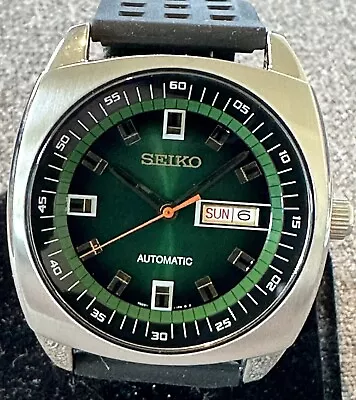 Vintage SEIKO Green Dial 7S26-04B0 Automatic Movement Excellent Condition • $237.49