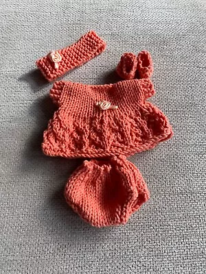 £3.50 • Buy Hand Knitted Clothes - 8” Doll