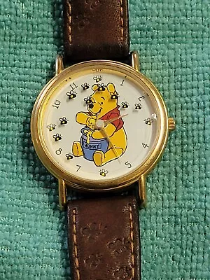 Vintage Disney Store Winnie The Pooh Watch With Bees Seconds Hand Works • $25