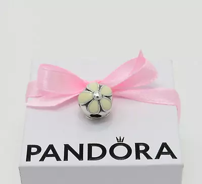 A41. Authentic Pandora Moments White Enamel Darling Daisies Clip Charm S925 ALE • £10