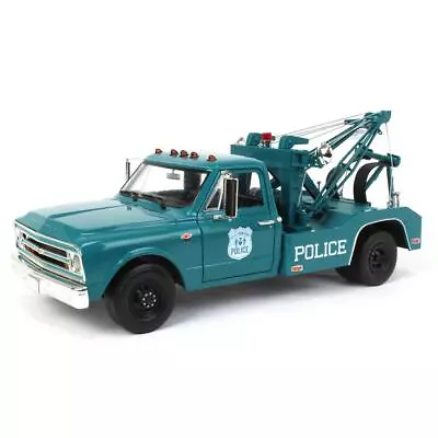 1/18 1967 Chevrolet C-30 Dually Wrecker NYPD GLT13652 • $135