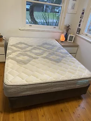 $150 • Buy Double Bed Mattress And Base