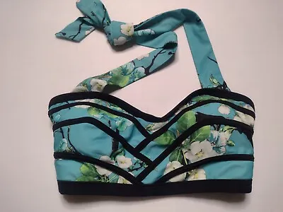 Modcloth Bikini Top XS Blue Floral Pinup Halter Wireless Swimsuit Swim A13 • $7.98
