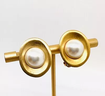 MMA 1993 KMH Matte Gold Tone Faux Pearl Earrings Clips Signed Vintage Jewelry • $39.99