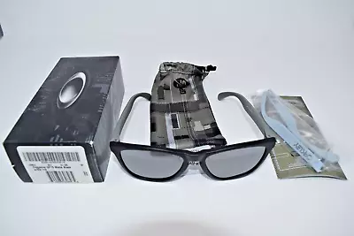 Brand New Oakley Frogskins Matte Black With Grey Lens 24-335 ( GP-75 4 Legged ) • $105