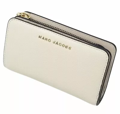 Marc Jacobs M0016990 Women's Marsh Saffiano Gold Tone Hardware Bifold Wallet • $108.98