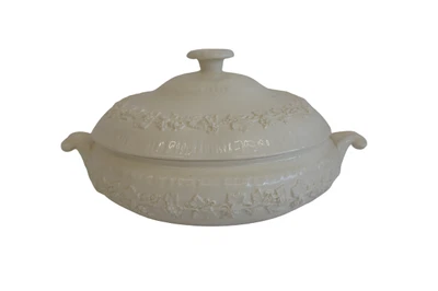 £99.99 • Buy WEDGWOOD Embossed Queens Ware Cream Serving Dish Vegetable Tureen Charity