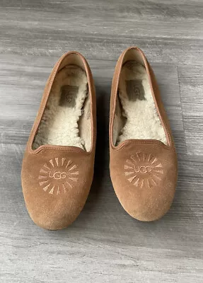 Ugg Alloway Chestnut Suede Flats Size 8 Loafers Shoes Sheepskin Interior Sole • $36.74