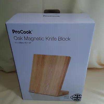 Procook Oak Magnetic Knife Block • £4.99