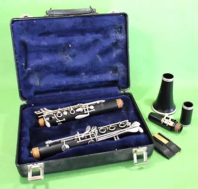 Vintage SELMER 1400 Clarinet W/ Case • $14.99