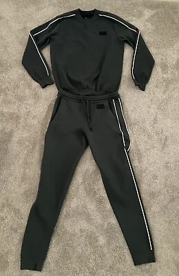 Men’s Jogging Suit Small • £20