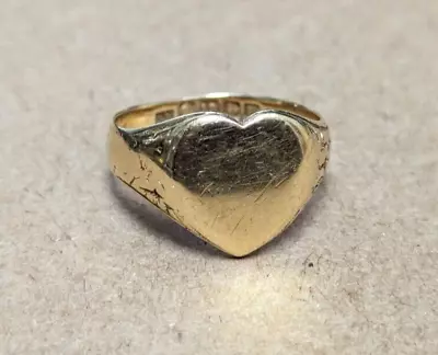 18ct Gold Signet Ring Heart Shaped Rare Ring Size T -Set On 18ct Gold • £950