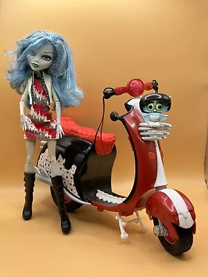 Monster High Ghoulia Yelps Exclusive Scooter Sir Hoots A Lot Pet Doll • $30.83
