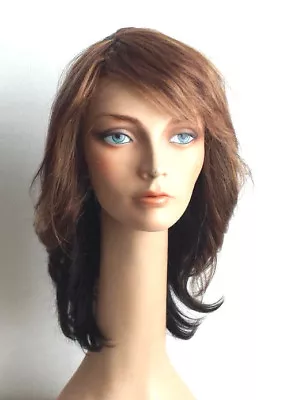 $29.99 • Buy Melody Wig MT-2555 Farrah Feathered Style 70s Color: N4327 (auburn Mix)