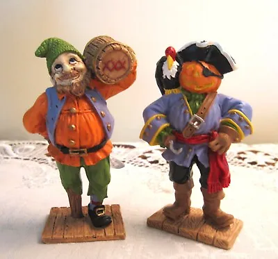 ~VTG CREEPY HOLLOW Midwest CANNON FALLS~ PIRATE Figurines Set Of 2 ~ • $22.95