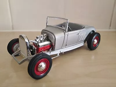 Revell 4463 1:25th Scale Ford '29 Model A Roadster 2'n1  • £28