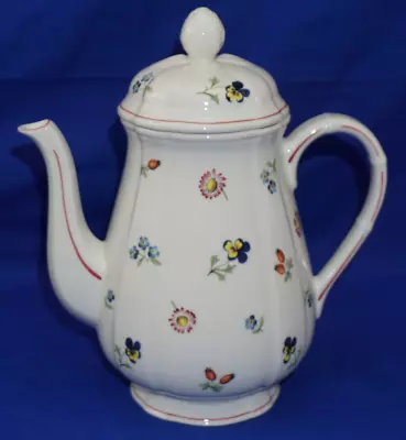 Villeroy & Boch Petite Fleur Coffee Pot 6 5/8  With Lid  (Box #5) • $58.88