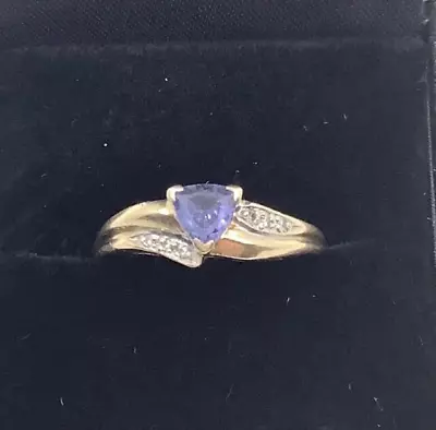 10k Trilliant Tanzanite & Natural Diamond Yellow Gold Split Shoulder Ring  O1/2 • £130