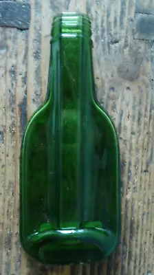 JANE SMITH Eco Range Boxed Wall Hanging Green Bud Vase Made From Recycled Bottle • £9.50