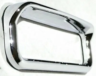 UP Glove Box Emblem Bezel For 2005-10 Freightliner Century Plastic 3  #20596 • $12.32