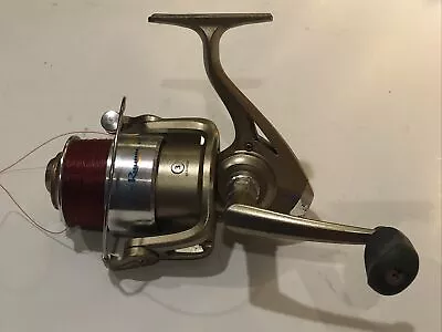 Vintage Fishing Reel Quantum Blue Runner Model Blg60 Spinning Clean And Ready • $18.75