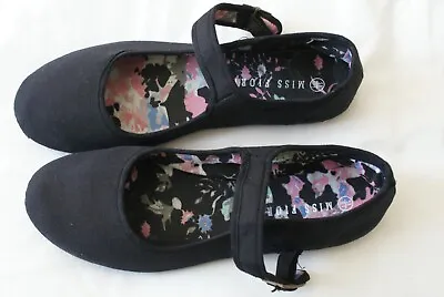 £1.60 • Buy Black Canvas Shoes Size 5 New Miss Fiori