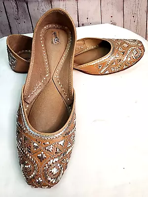 Zebidah Flats Slip On Boho Leather Silver Metal Embroidered Size 38 Handcrafted • $52.99