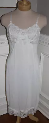 Vintage Wondermaid Full Slip Size M/L 34 2940 Ivory Lace Nightgown Bridal Sexy • $19.99