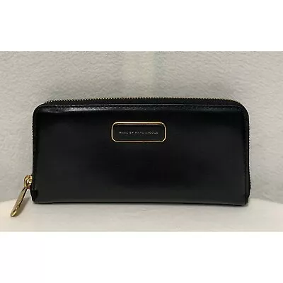 Marc By Marc Jacobs Smooth Leather Zip Around Accordion Wallet Black Gold • $46.99