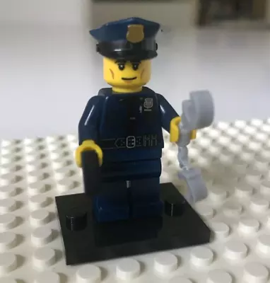LEGO Series 9 COP POLICEMAN Sergeant NYPD With Cuffs & Warrant Card 71000 • £9.95