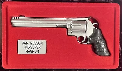 1:25 Scale Minuature Gun Smith & Wesson 445 Super Magnum Revolver VERY RARE • $49.95