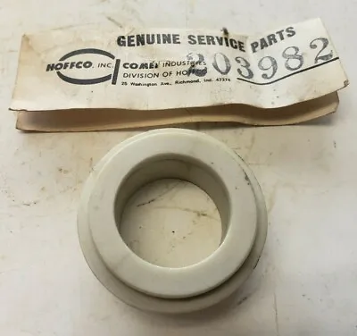 Genuine OEM Comet 100 Series Drive Clutch OUTER Cover BUSHING 205918 NOS Vintage • $29.99