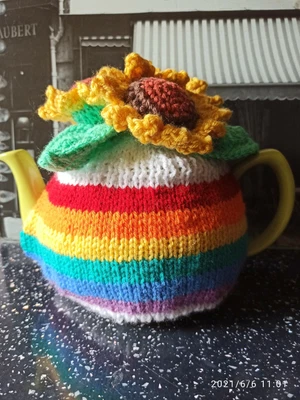 £15 • Buy Handmade Crochet Tea Cozy Rainbow-white Cover 3d Sunflower For The Kettle 