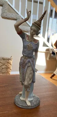 $200 • Buy Lladro 5592 Glazed Porcelain Siamese Male Dancer RETIRED